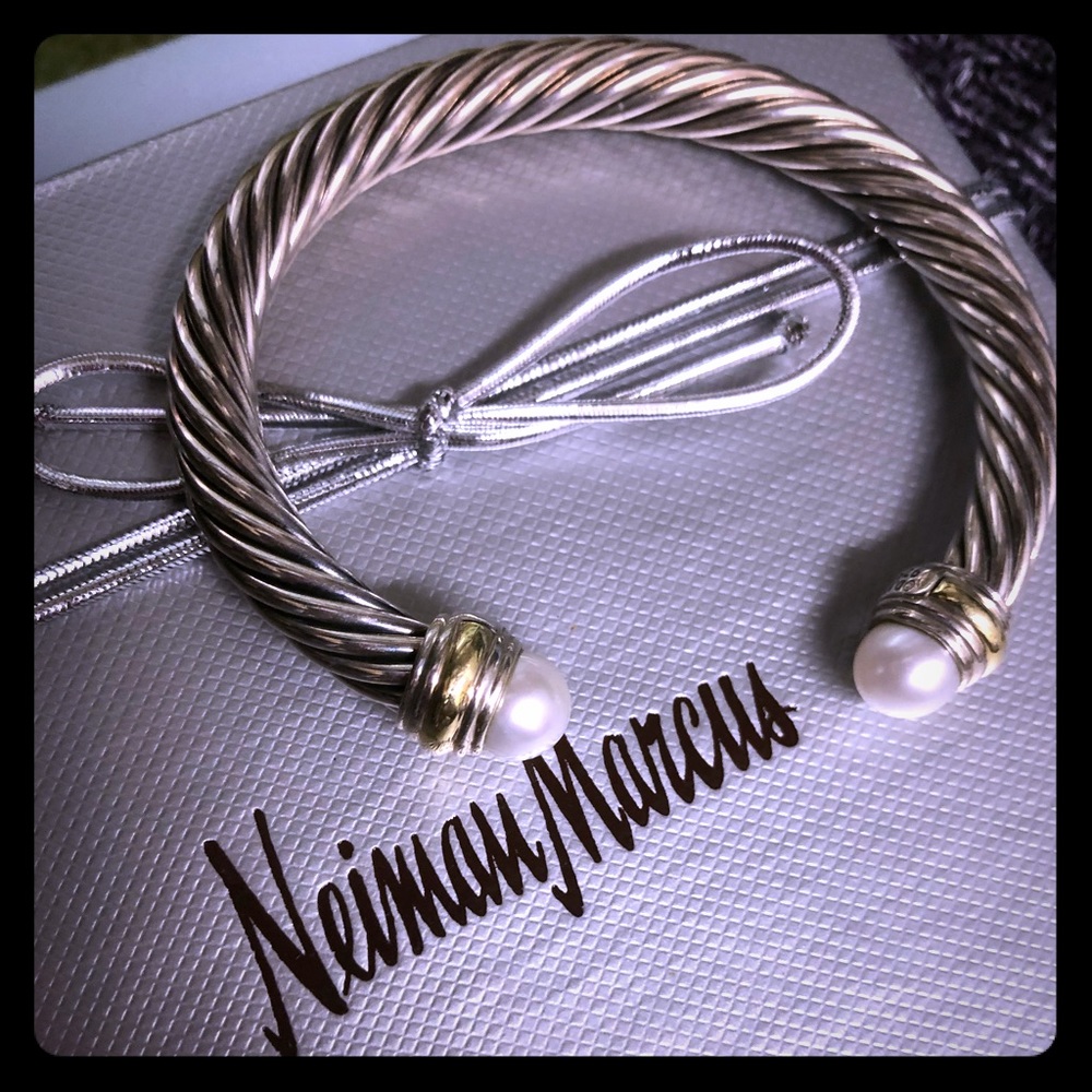Authentic David Yurman pearl cable bracelet.